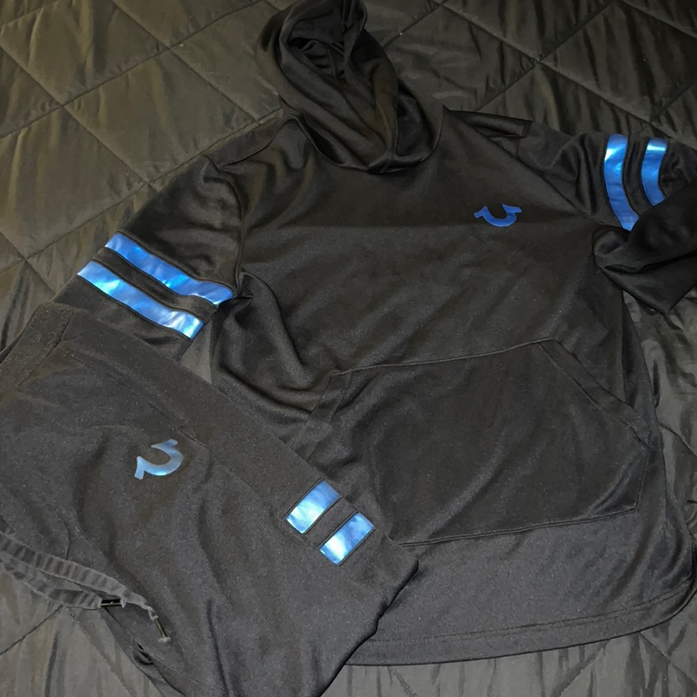 True Religion sweat suit